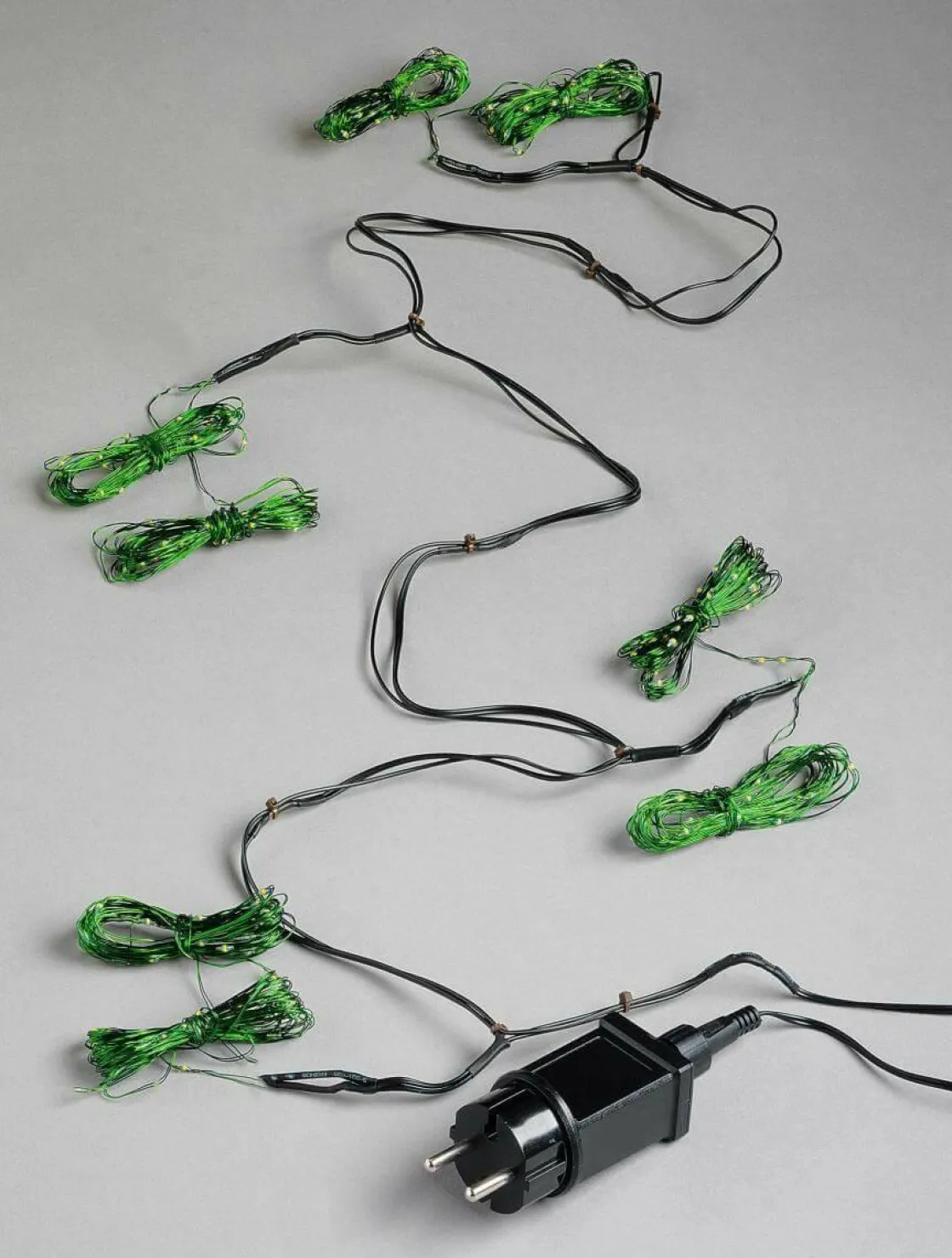 DecoWoerner Luces De Navidad>Cadena De Luces LED Para árboles De Navidad, 4 Ramales De 4 M Cada Uno