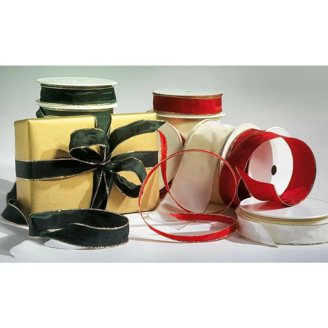 DecoWoerner Cintas De Regalo>Cinta De Tela Con Borde De Alambre, Crema