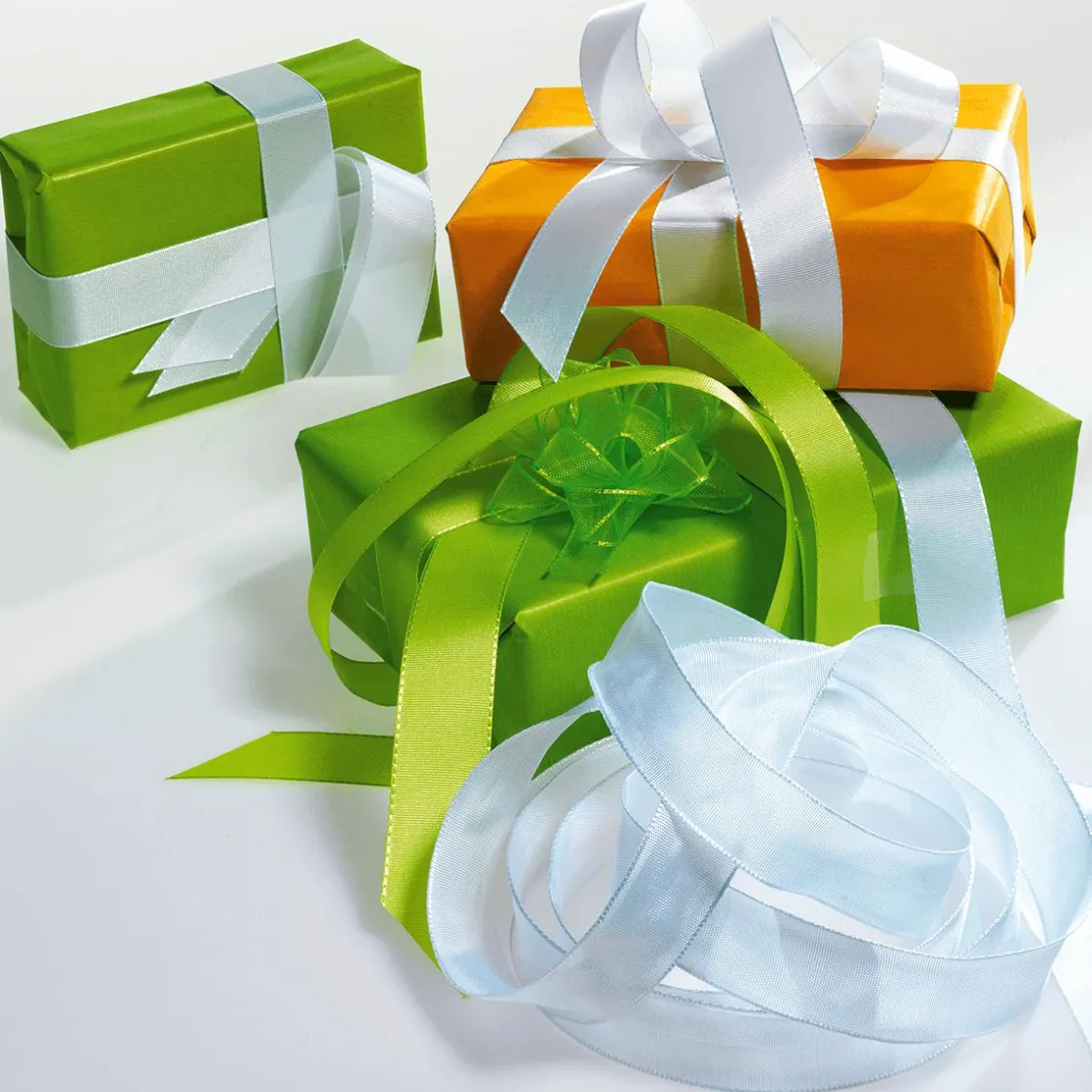 DecoWoerner Cintas De Regalo>Cinta De Tela Con Borde De Alambre, , Anchura 60 Mm