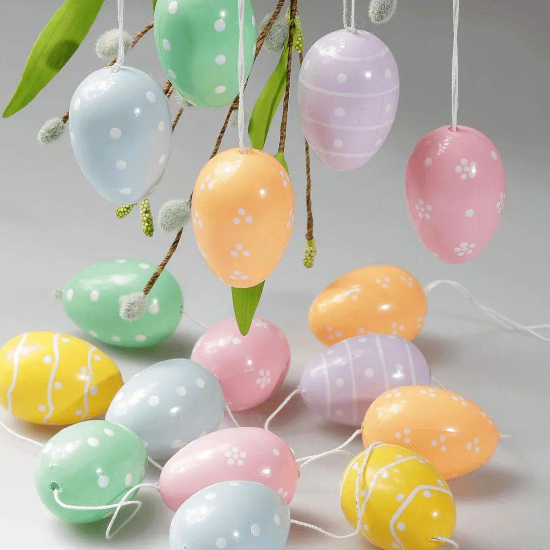 DecoWoerner Decoración De Pascua>Huevos De Pascua Decorativos Para Colgar 6 Cm, Pastel Con Puntos, 6 Piezas