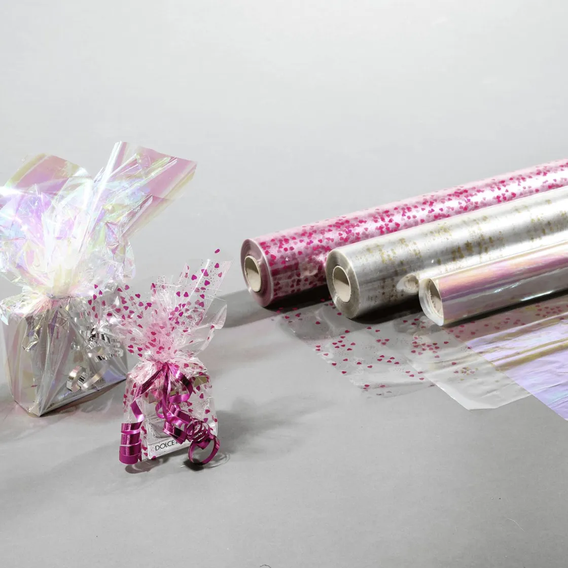 DecoWoerner Film Polipropileno>Lámina De Plástico Para Regalo Con Adornos Navideños 70 Cm, 100 M