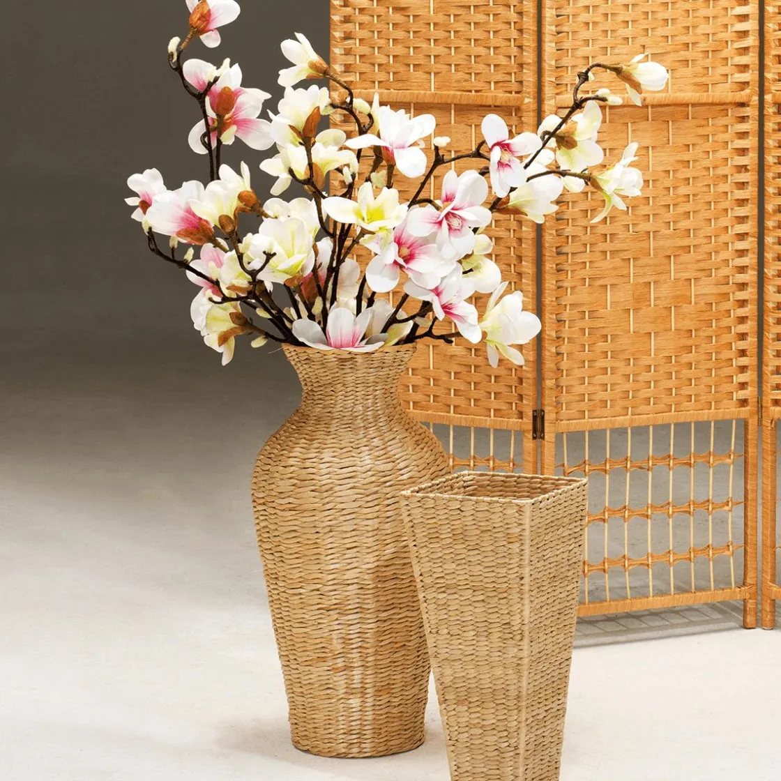 DecoWoerner Decoración De Primavera|Ramas Y Ramitas>Noble Rama De Magnolia Artificial, Verde, 100 Cm