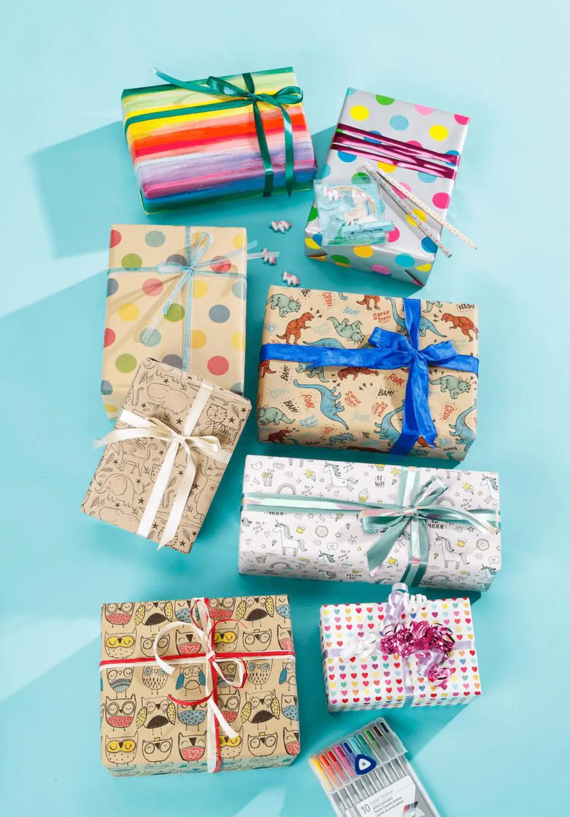 DecoWoerner Papel De Regalo|Go Green - Envoltorio Para Regalo Ecológico>Papel Kraft Reciclado Con Búhos De Colores - Rollo De Papel De Regalo De 50 M.