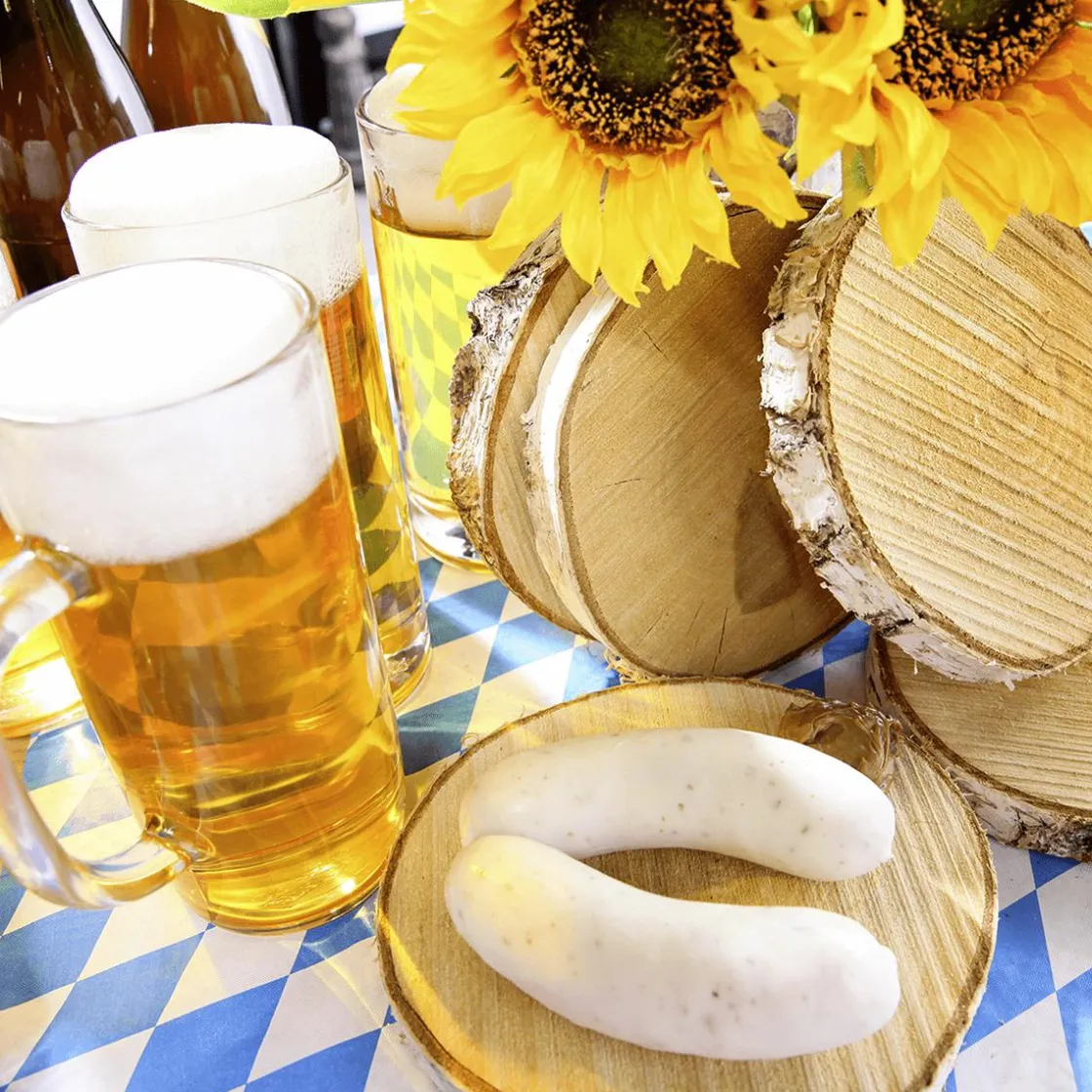 DecoWoerner Decoración Temática|Platos Y Comida Rápida>Pareja De Salchichas Blancas Con Mostaza