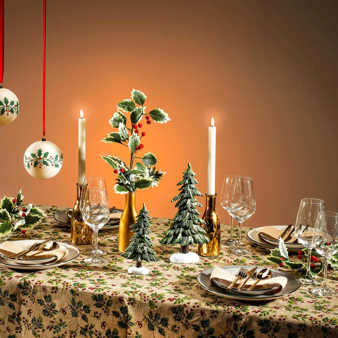 DecoWoerner Decoración De Otoño|Ramas Y Ramitas>Rama De Ilex Con Bayas 47 Cm Juego De 2