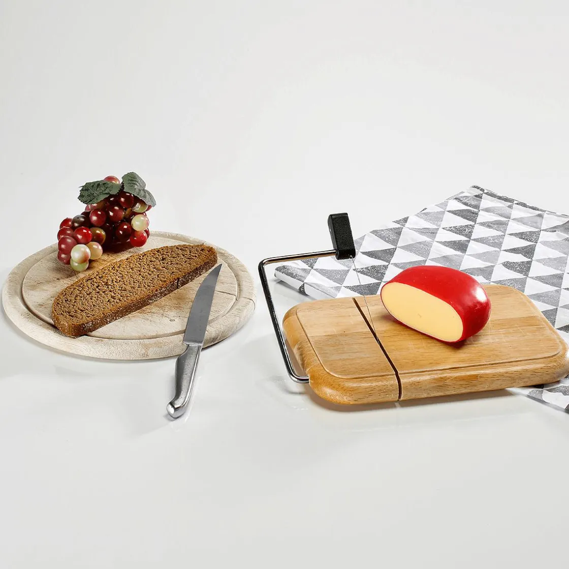 DecoWoerner Pan Y Pastel>Rebanada De Pan Integral - Maniquí De Comida 21,5 Cm