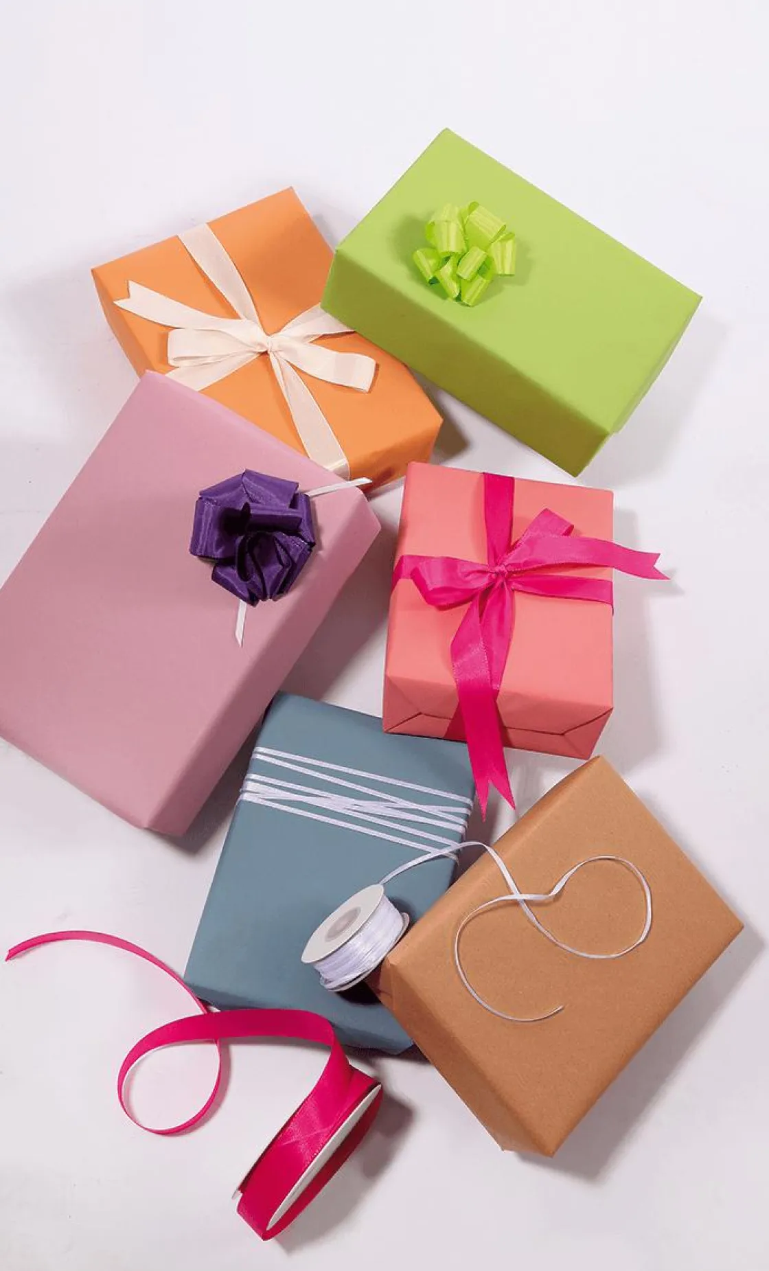 DecoWoerner Papel De Regalo|Go Green - Envoltorio Para Regalo Ecológico>Rollo De Papel, Reciclado, 50 M, Pálido