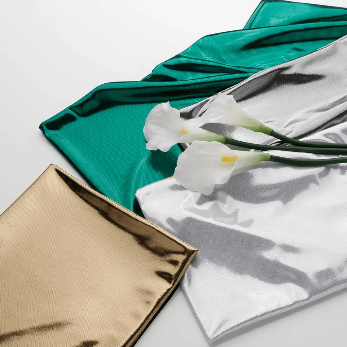 DecoWoerner Telas>Tela Brillante Jersey De Papel De Aluminio Color Plateado, Anchura: 110 Cm