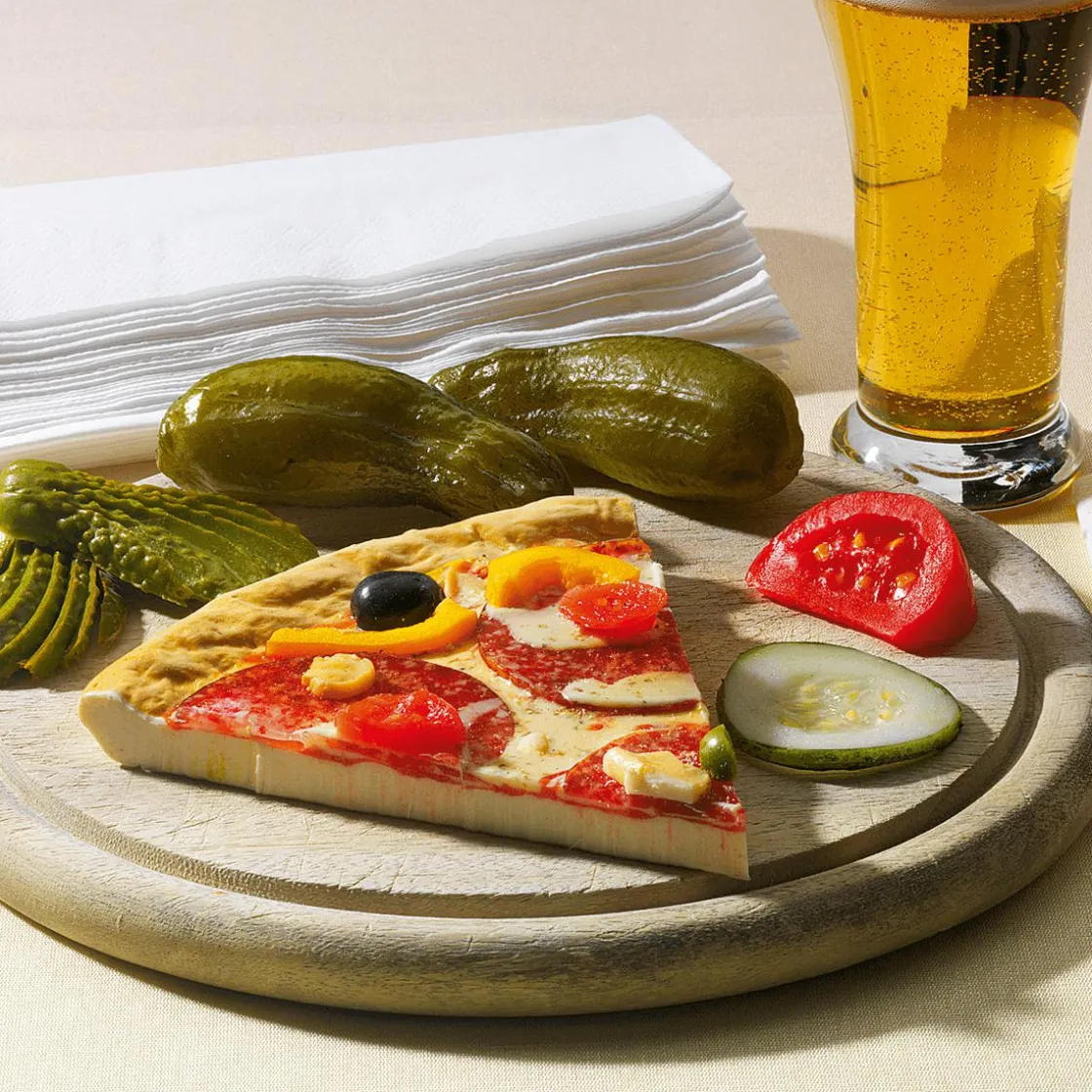 DecoWoerner Platos Y Comida Rápida>Trozo De Pizza "Salami" Alimento De Imitación