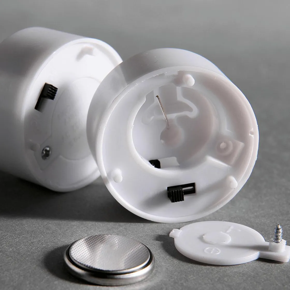 DecoWoerner Luz Decorativa>Velas Para Té Con Baterías LED, Conjunto De 12 Piezas